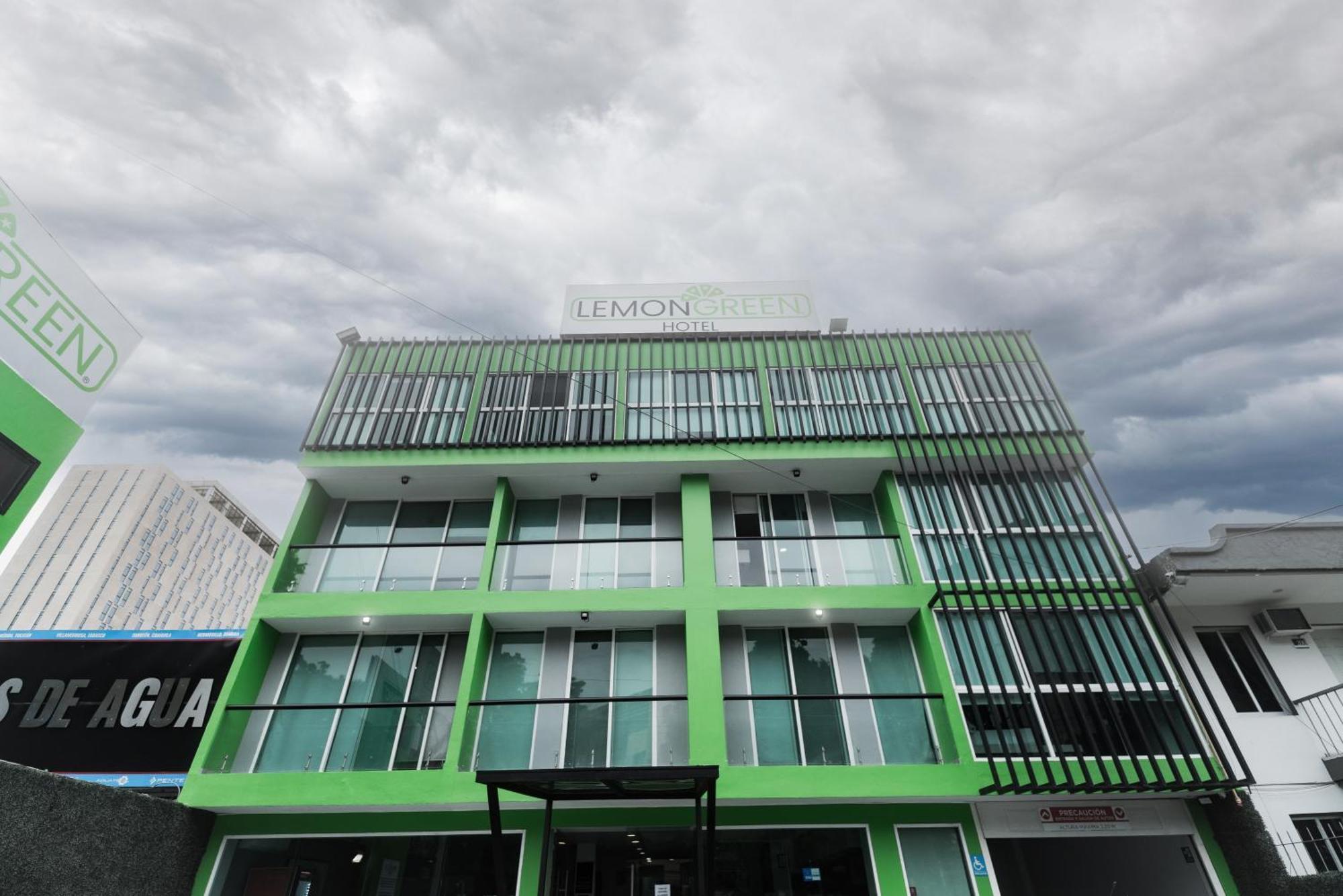 Hotel Lemon Green -Zona Expo Frente Al Centro De Convenciones Guadalajara Esterno foto